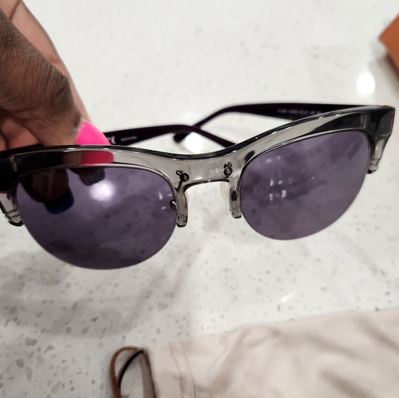 ✨️😎  Tory Burch Preowned  sunglasses ✨️😎 - Picture 12 of 12